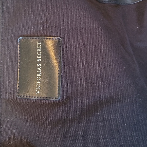 Victoria Secret l duffle l large l handy l travel l black cloth bag l carry on - Picture 4 of 7